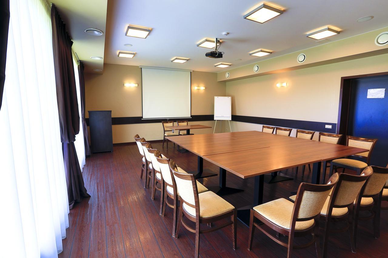 Siauliu Krasto Medziotoju Uzeiga Hotel โชเล ภายนอก รูปภาพ